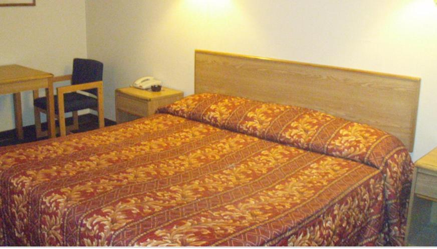 Pawnee Inn Уичита Номер фото